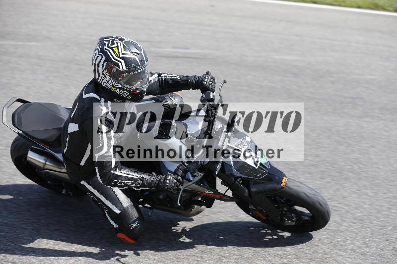 /Archiv-2023/62 16.08.2023 TZ Motosport ADR/Gruppe gruen/2